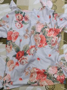 floral top