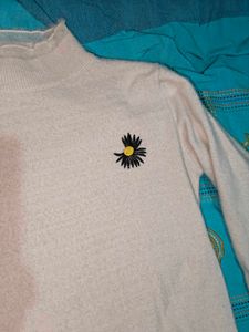 Cute Daisy Knit Sweater