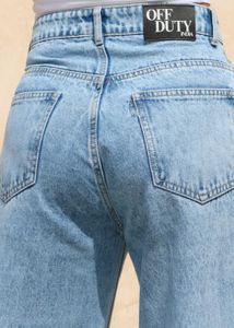 Off Duty: Light Wash Wide Leg Jeans
