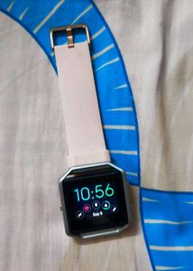 Fitbit Blaze Smartwatch Without Charger