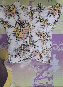 PRINTED TOP
