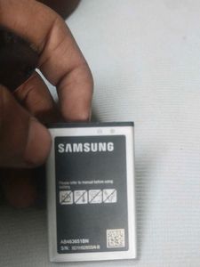 Samsung Feature Phone - Durable and Reliable