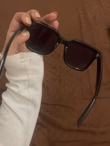 H&amp;M Stylish Black Sunglasses