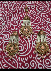 Exquisite Kundan Maang Tikka &amp; Earrings Set