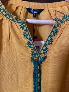 Brand new Yellow Embroidered Top (L)