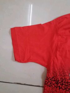 Nike Red Graphic Print T-Shirt new