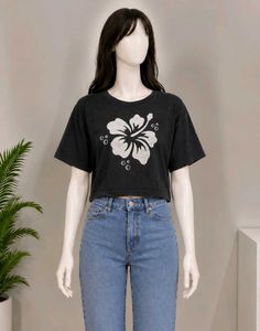 Graphic Print Cropped T-Shirt
