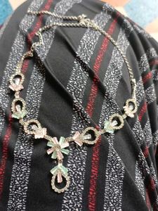 Sparkling Rhinestone Necklace &amp; Earrings Set