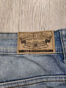 Ma3752 Matrix jeans waist 32 inches