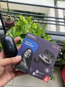 Boat Airdopes Twin Wireless Ear-buds