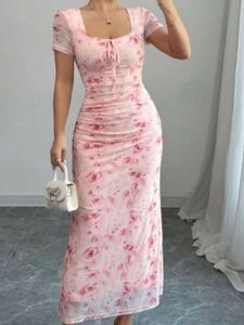 Chic Pink Floral Ruched Midi Dress