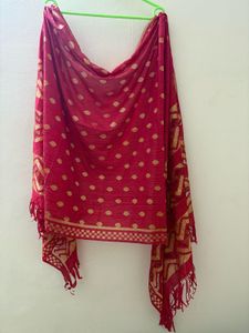 Elegant Red & Gold Dupatta