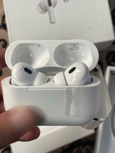 Apple AirPods Pro 2nd Gen