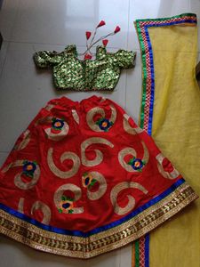 6-8 years girls Red &amp; Green Lehenga Choli Set