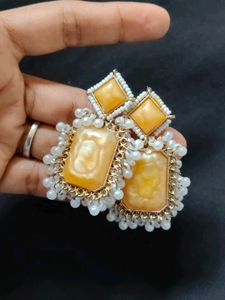 Elegant Yellow Stone Earrings