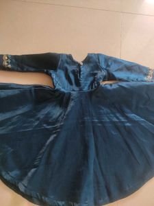 Elegant Teal Kurta with Embellishments
