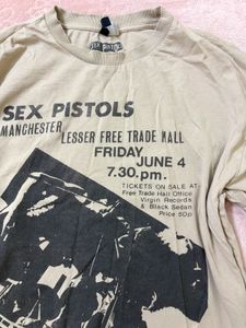 Graphic H&amp;M tee