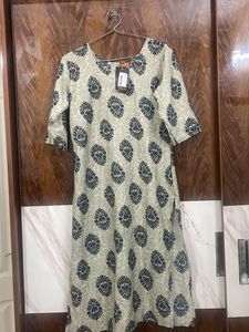 Women Kurta With Trouser