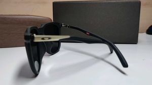 Stylish Black Sunglasses