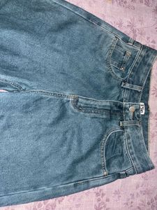 Stylish Wide Leg Jeans