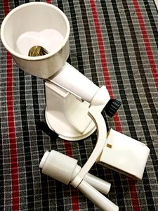 Fruit Juicer New Branded Good Capacity For Fresh Fruit Juice