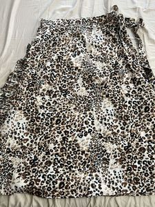 Stylish Leopard Print Wrap Skirt