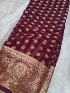 Elegant Maroon Saree with Gold Border