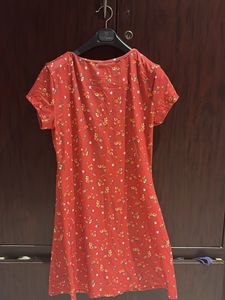 Chic Red Floral Print Mini Dress