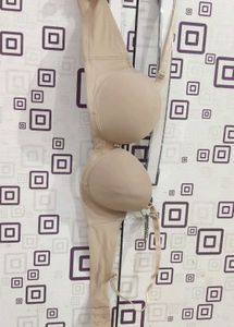 Nude Wired Padded Detachable Straps Bra