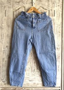 Zara Baggy Jeans In Small Size