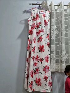 Floral Sleeveless Maxi Dress