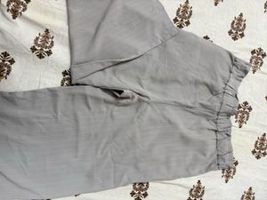 Stylish mid length formal grey pants