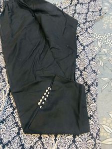 Stylish Black &amp; White Patterned Kurta