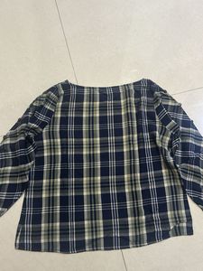 Classic Plaid Long-Sleeve Top