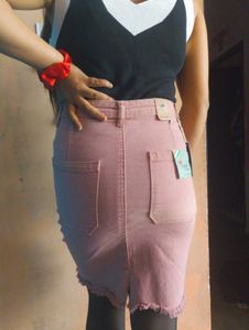 🌸😍Dusty Rose Denim Mini Skirt😍🌸