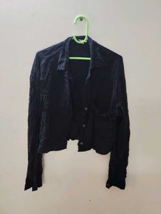 Classic Black Cropped Button-Up Shirt✨