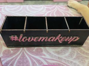 makeup organiser