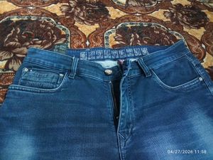 Men's Blue Wash Jeans