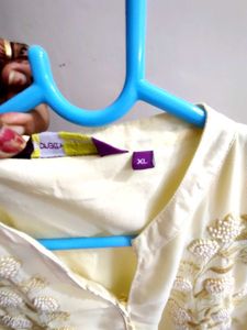 Embroidered Pale Yellow Kurti🆕✨🤗