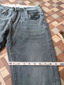 ⚡ ⚡ Flash Sale ⚡ ⚡ Gray Denim Jeans