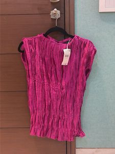 Brand new Mango Top