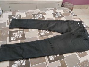Stylish Black Jeans from Rick Rogue