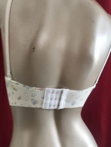083 - 3hook Seamless Bra.