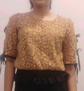 Leopard Print Ribbon Sleeve Top