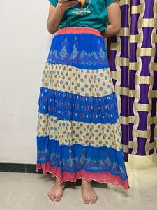 Long skirt with a flares