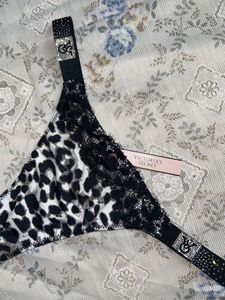 Price 2k - Victoria's Secret set (tagged)