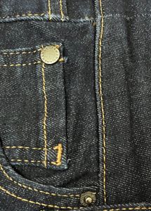 ARMANI EXCHANGE FLARE JEANS