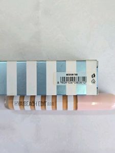 Lakme 9to5 Hya Beach Concealer