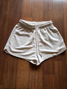 H&amp;M Comfortable Beige Lounge Shorts XS