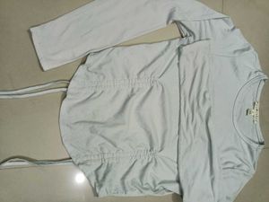 Ruched Stylish Top Size XL.